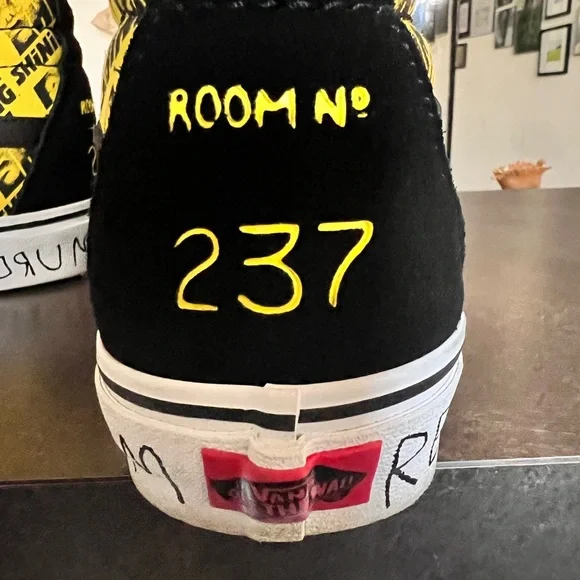 Vans House of Terror The Shining - Picture 8 of 8